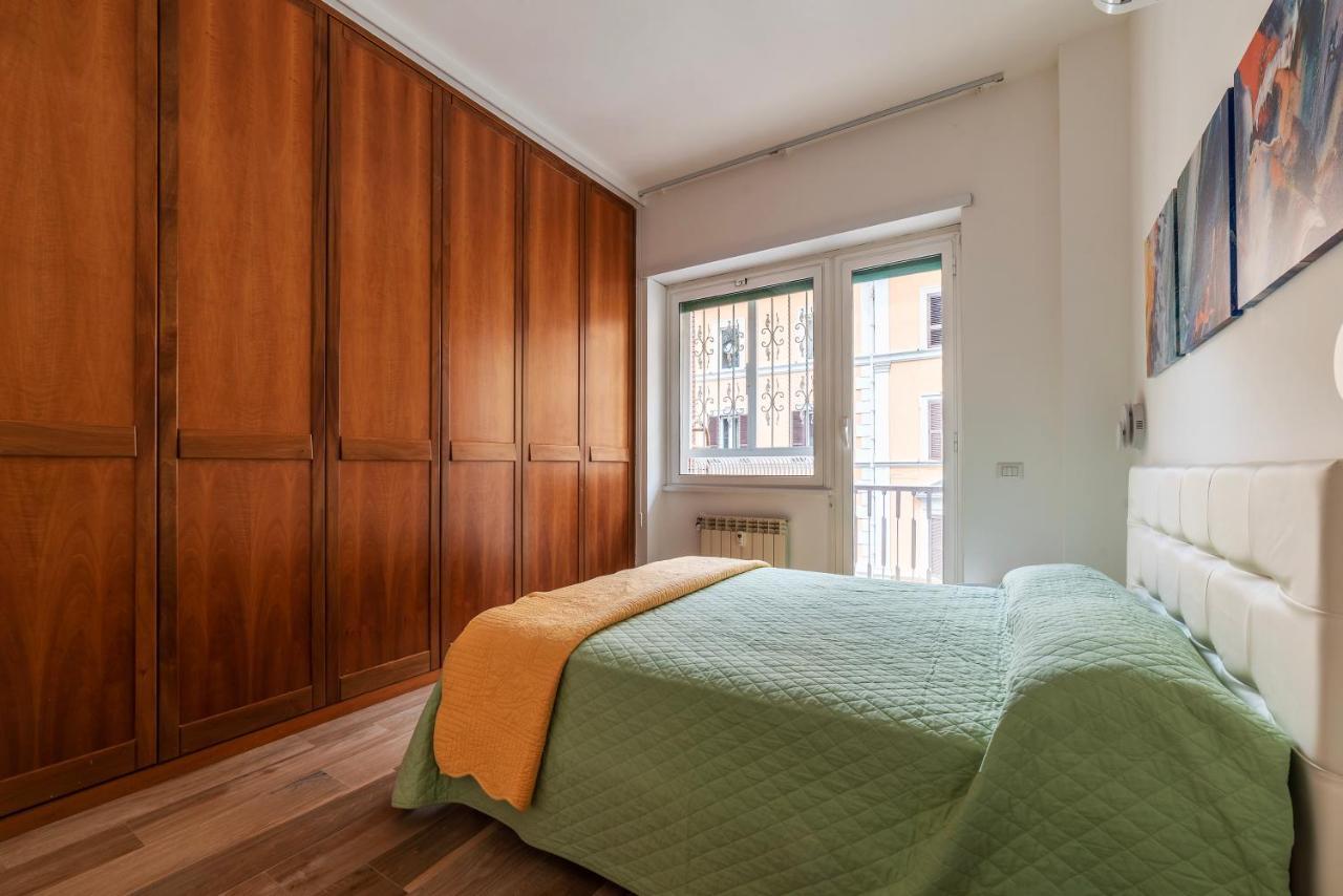 Piazza Re Di Roma Comfy Apartment Екстер'єр фото