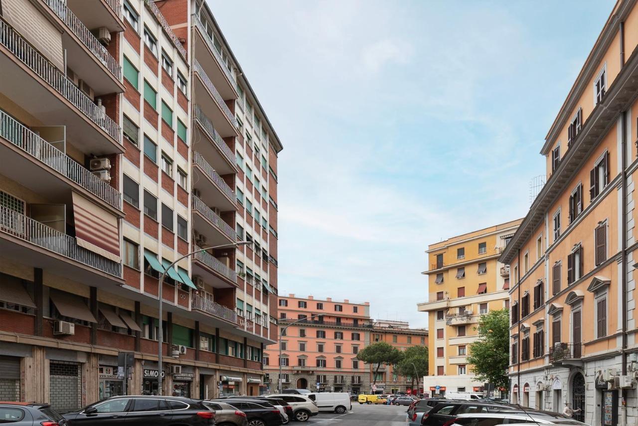 Piazza Re Di Roma Comfy Apartment Екстер'єр фото
