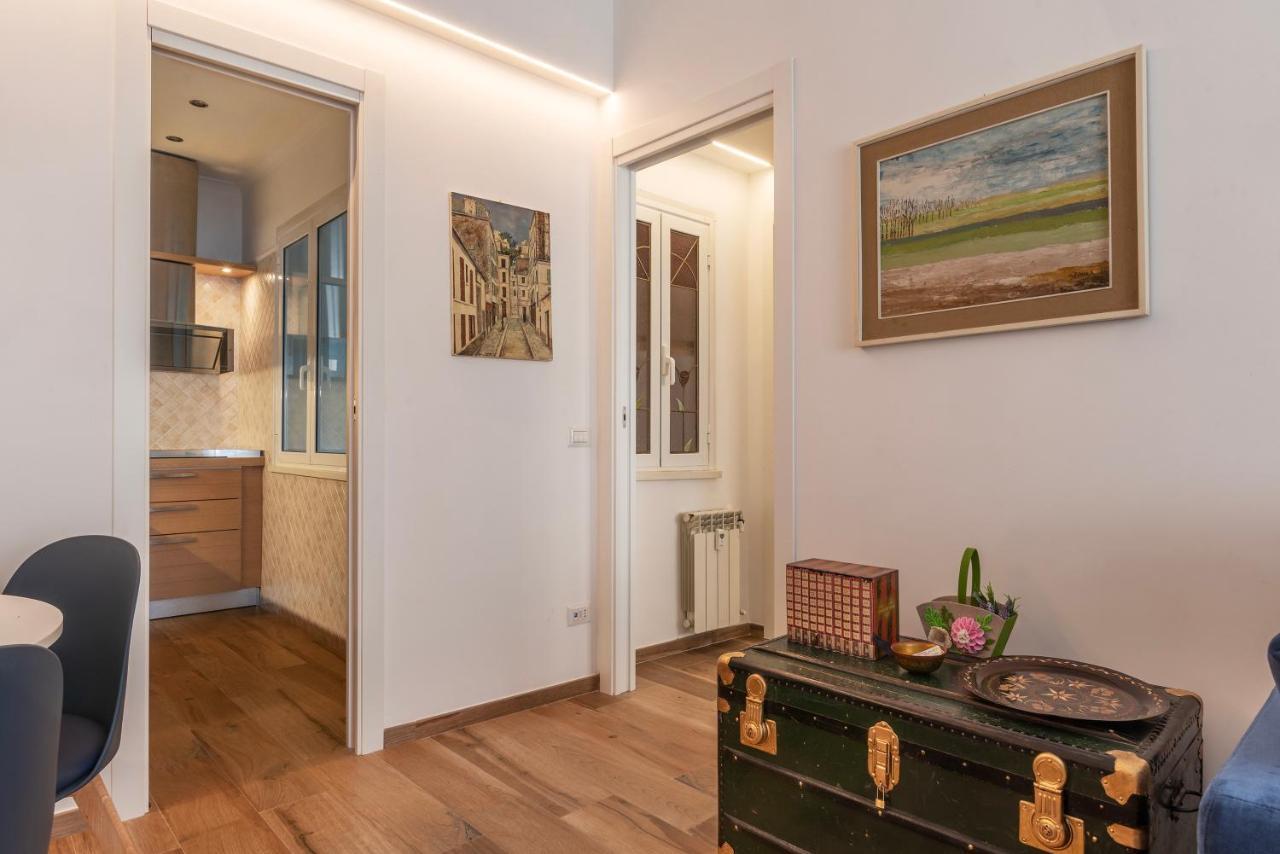 Piazza Re Di Roma Comfy Apartment Екстер'єр фото